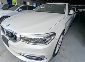 BMW 523i 2018 White