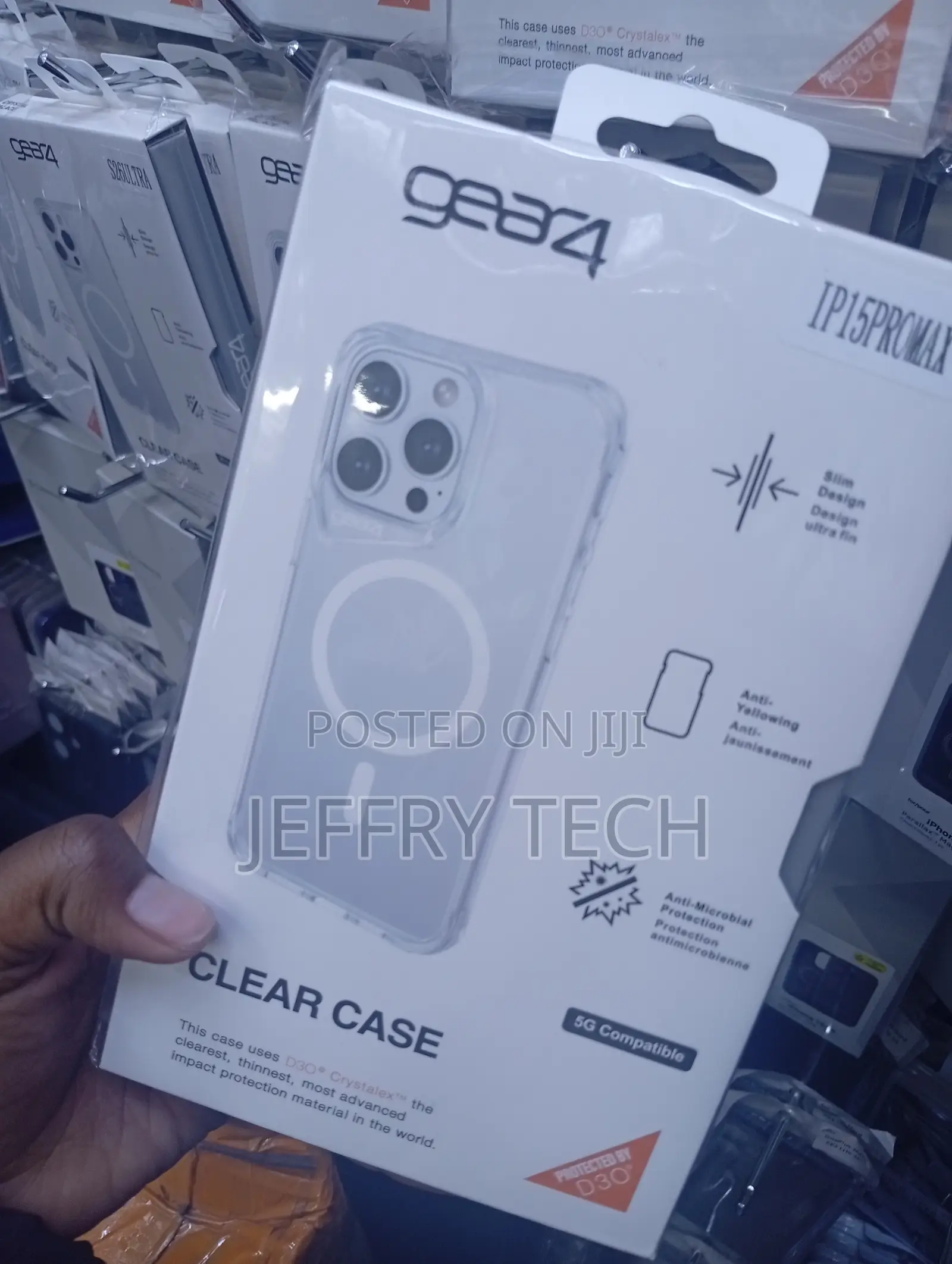 iPhone 15 Pro Max Minimalist Stylish Clear Cover