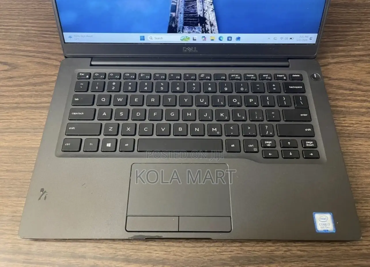 Laptop Dell Latitude 7400 8GB Intel Core i5 SSD 256GB