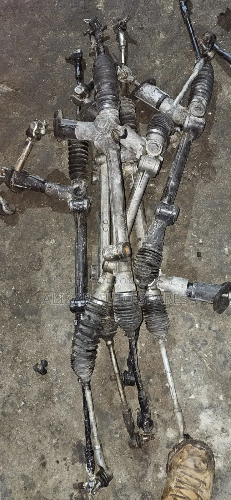 Suzuki Alto 2015 Steering Rack