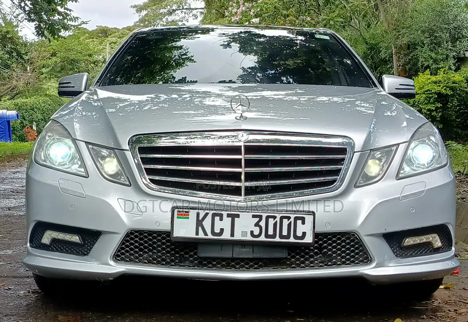 Mercedes-Benz E250 2011 Silver