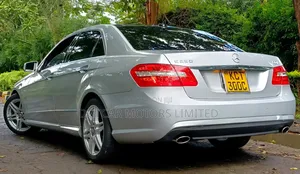 Mercedes-Benz E250 2011 Silver