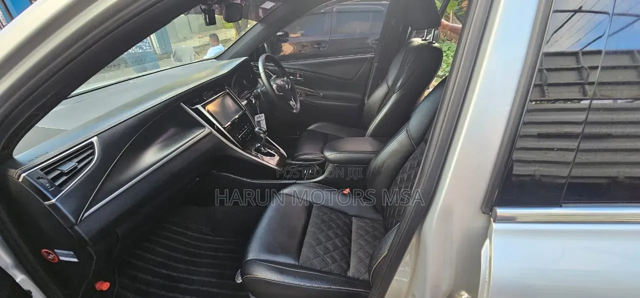 Toyota Harrier 2015 Silver