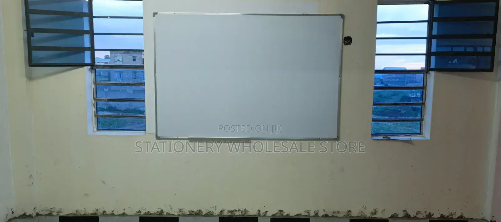 Whiteboard 6ft by 4ft Double Sided for Offices