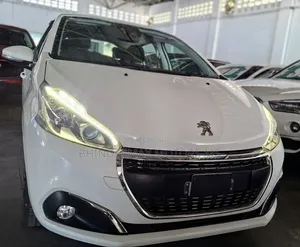 Peugeot 208 2018 White