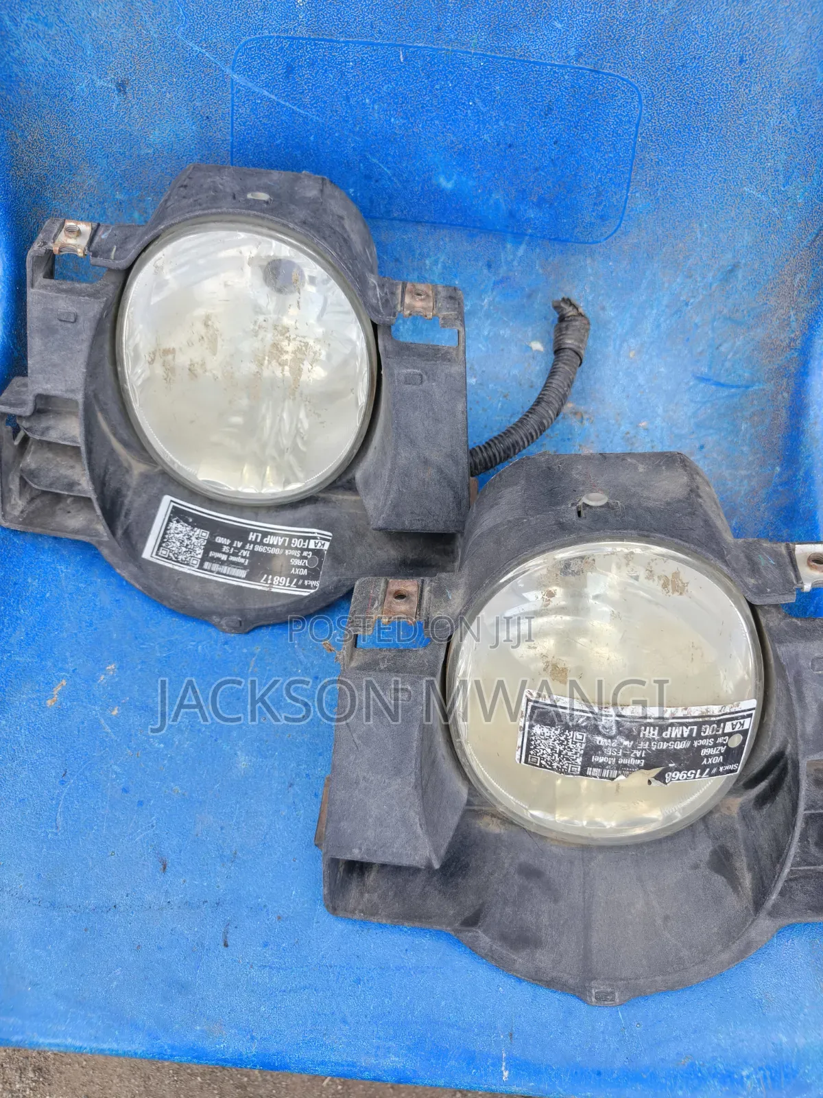 Voxy, Isis Fog Lights