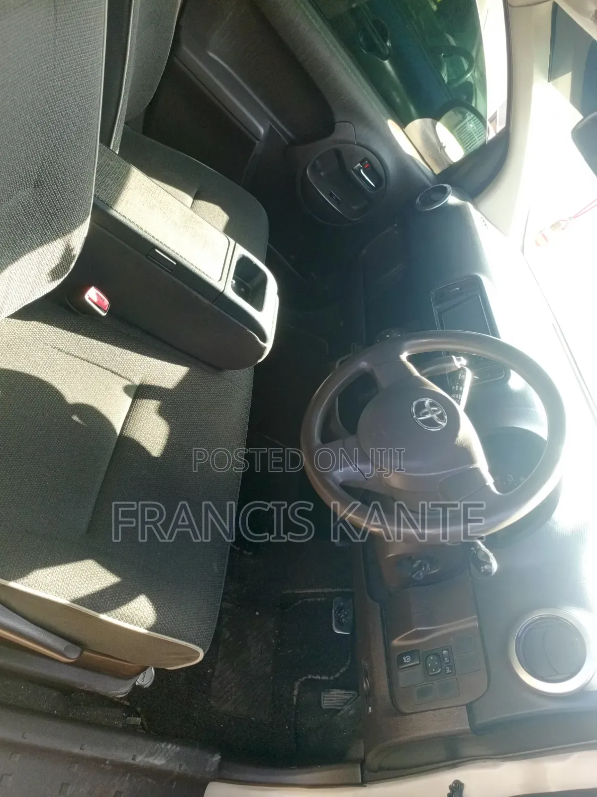 Toyota Passo 2016