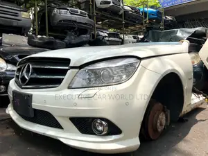 Mercedes-Benz C-Class W204 Pre-Facelift Nose Cut