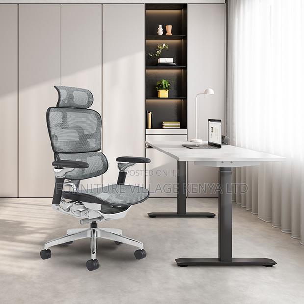 White Full Mesh Ergonomic Adjustable Office Task Chair - thumbnail 2
