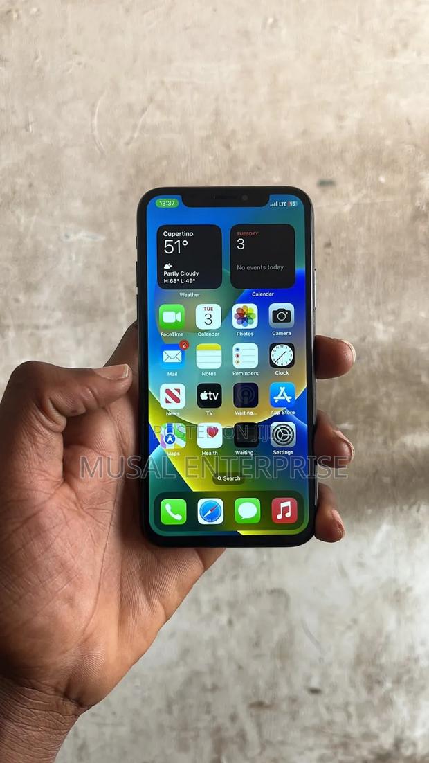 Apple iPhone X 64 GB Black - thumbnail 2