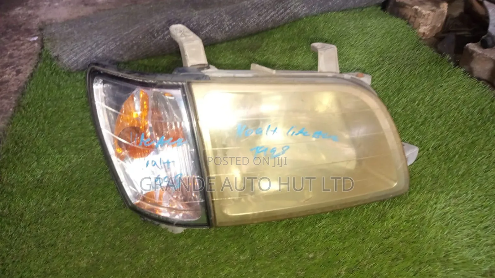 Liteace/Townace Headlights