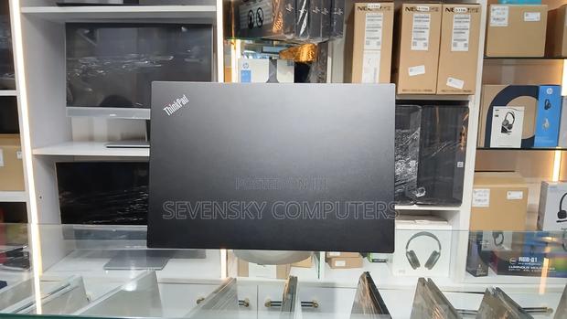 New Laptop Lenovo ThinkPad E580 8GB Intel Core i3 SSD 256GB - thumbnail 2