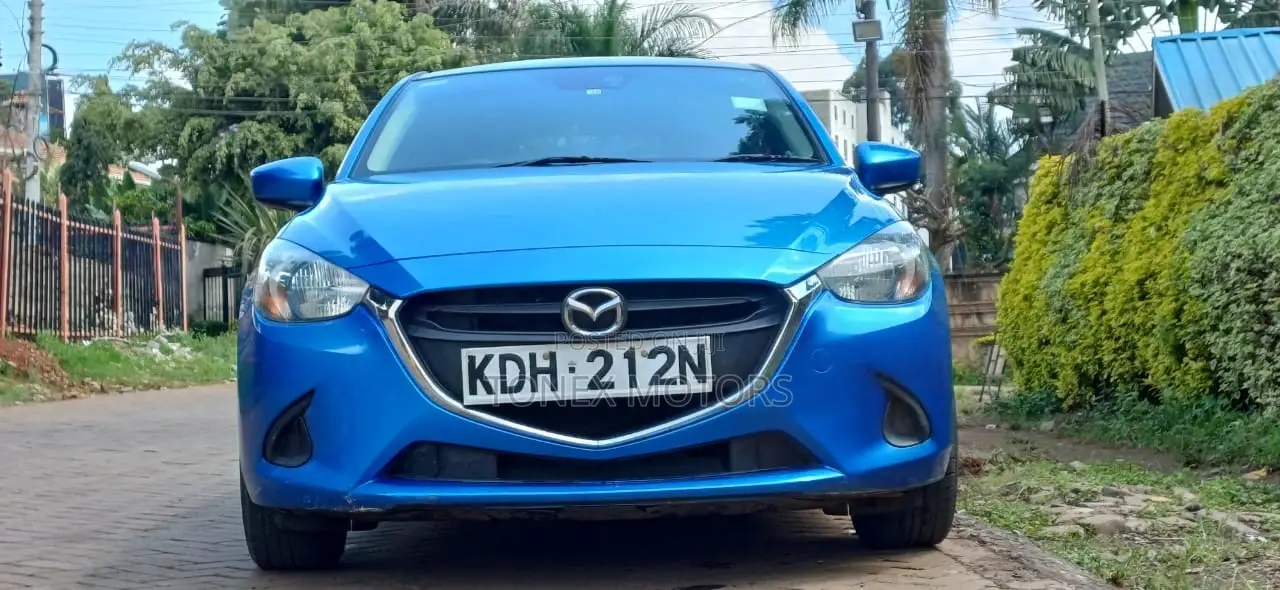Mazda Demio 2014 Blue