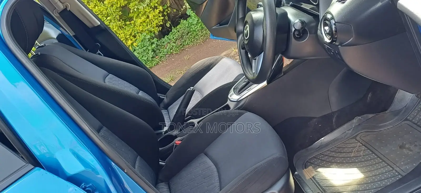 Mazda Demio 2014 Blue