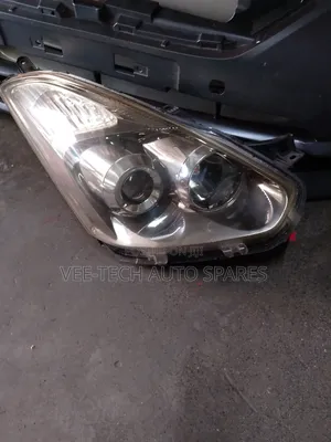 Toyota Wish 2005/007 Headlight Xenon