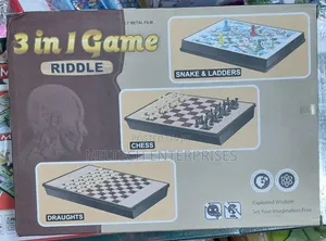 3 in 1 Game Snakes and Ladders, Chess and Draughts.