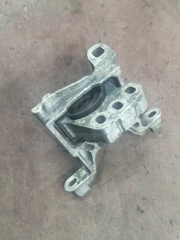 Demio X3 Engine Mountain