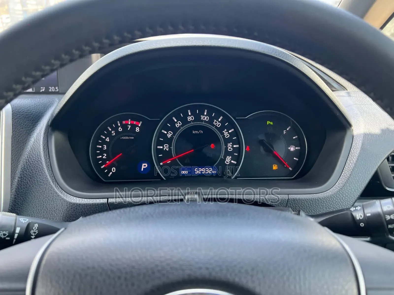 Toyota Noah 2.0 AWD (7 Seater) 2019 White