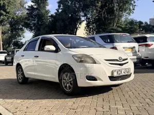 Toyota Belta 2009 White