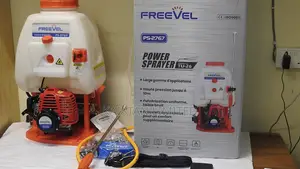 Freevel 2 Stroke Petrol Agricultural Sprayer 20 Litre Knapsack Sprayer