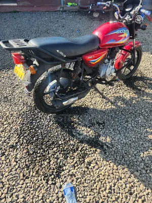 Bajaj Boxer 150 UG 2025 Red