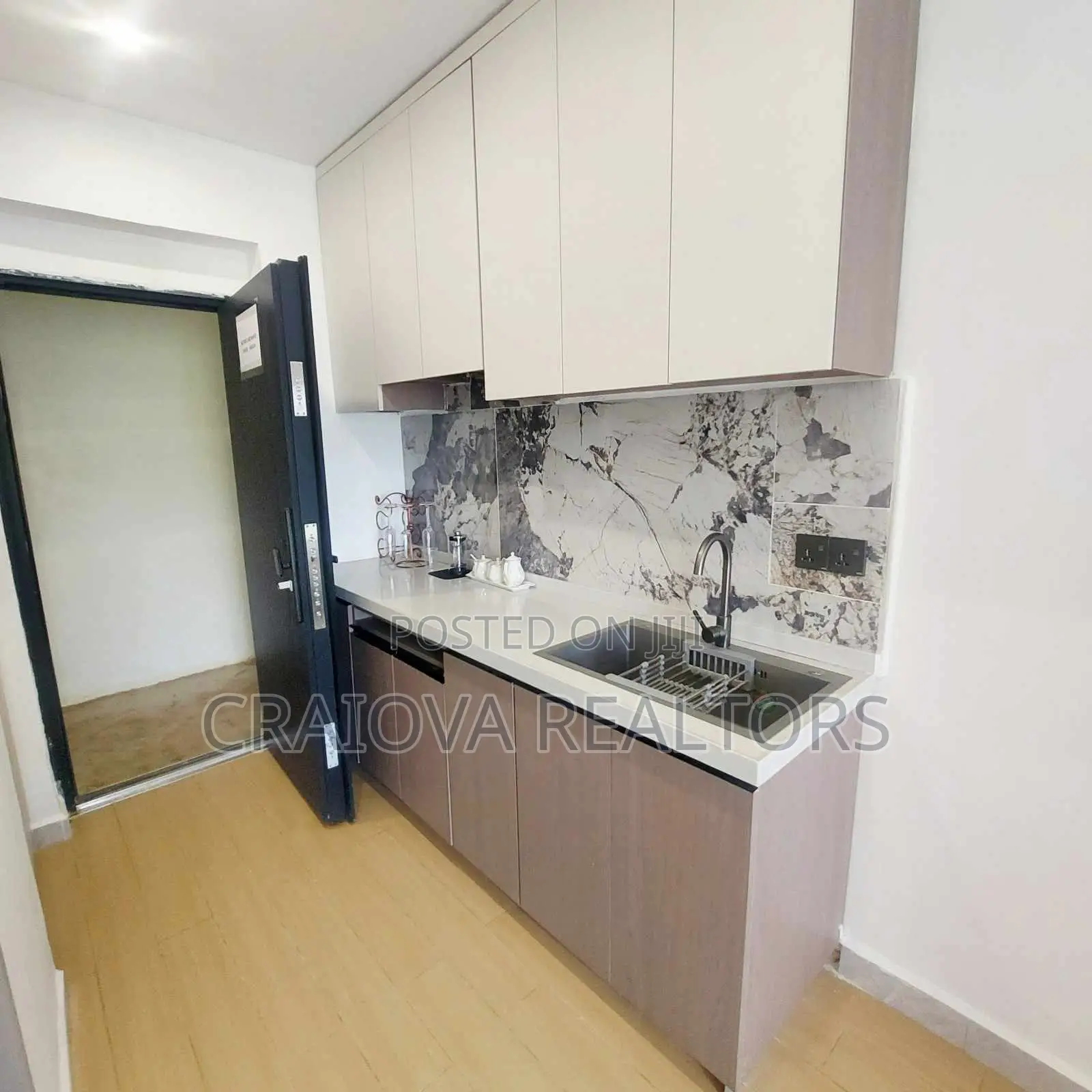 Studio Apartment in Roysambu for sale