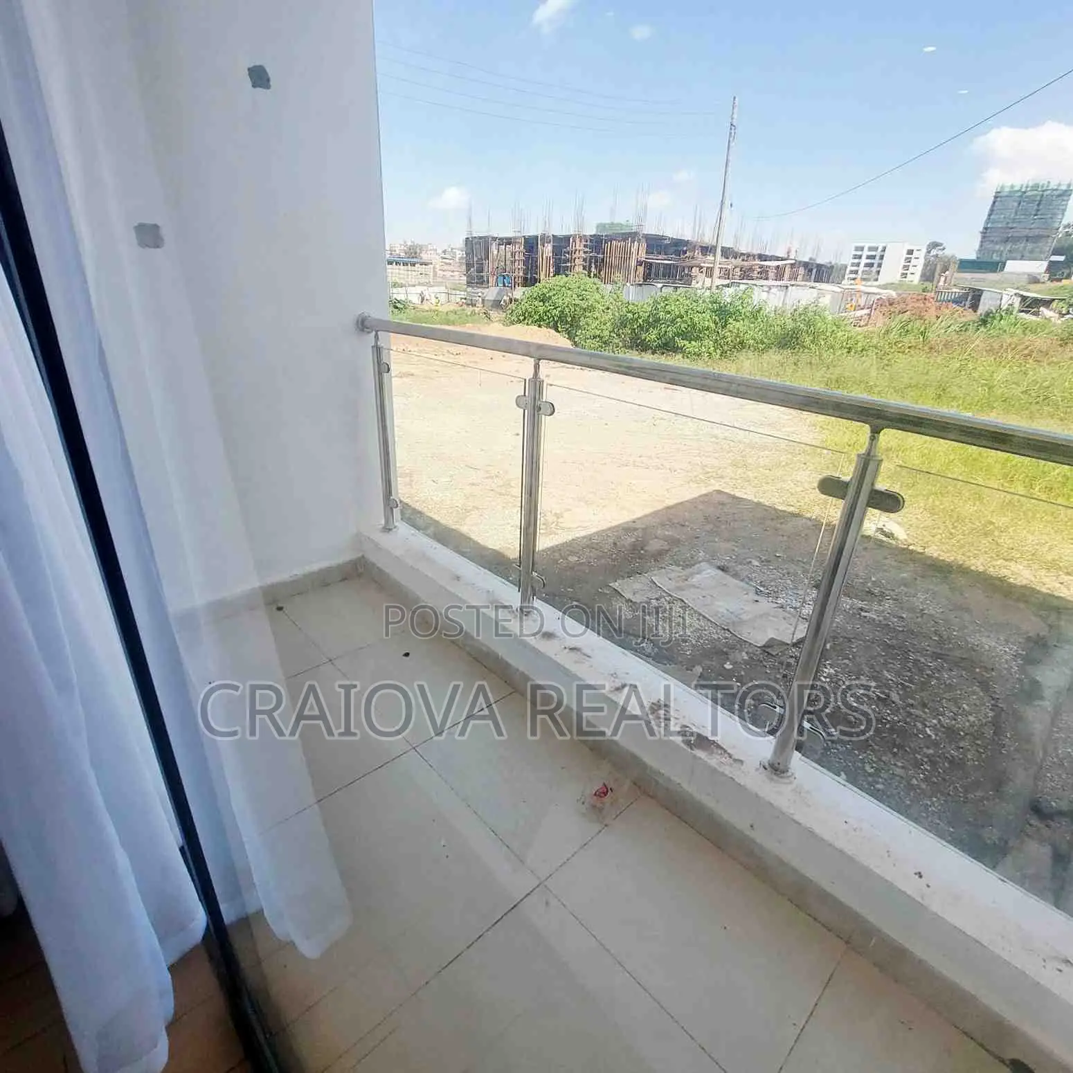 Studio Apartment in Roysambu for sale