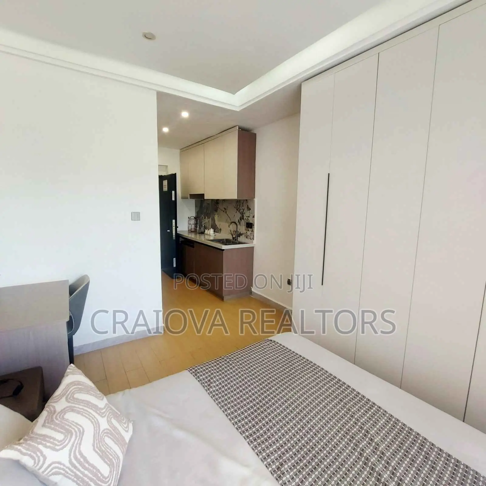 Studio Apartment in Roysambu for sale