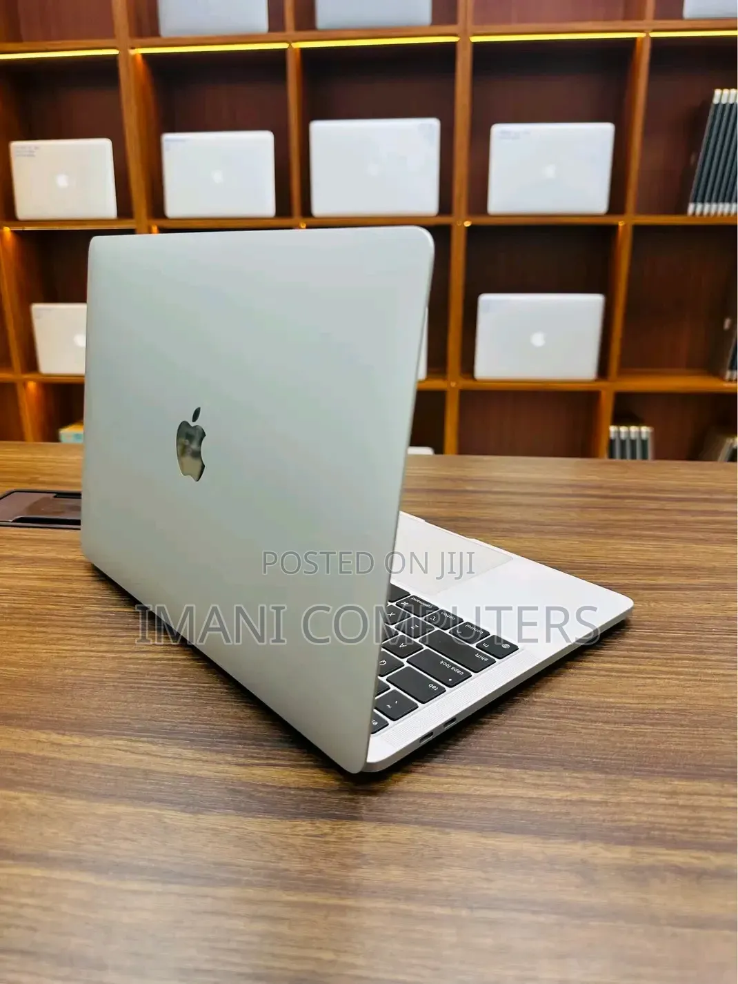 Laptop Apple MacBook Pro 2020 32GB Intel Core i7 SSD 512GB
