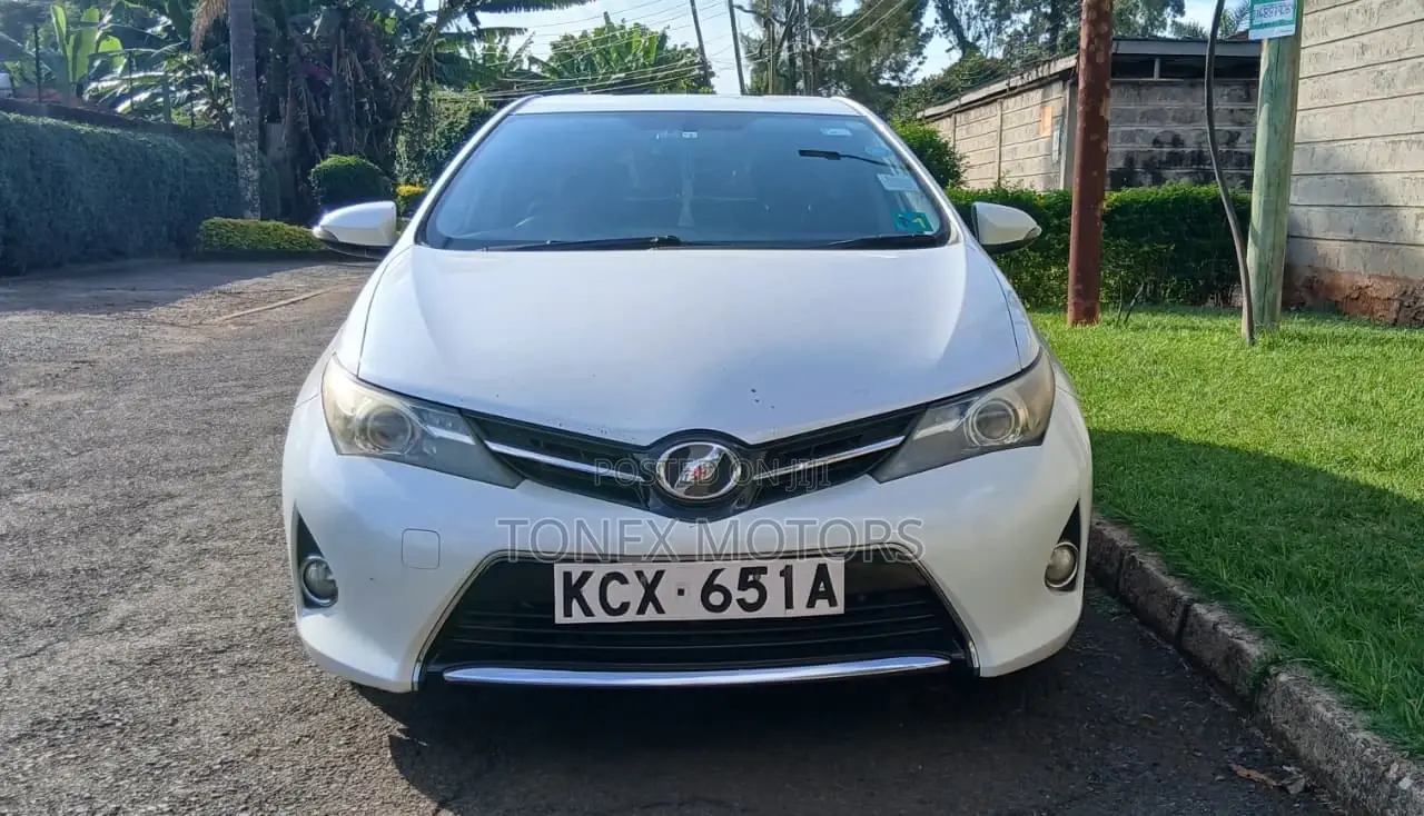 Toyota Auris 2014 White