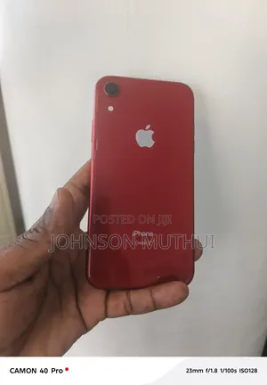 Apple iPhone XR 256 GB Red