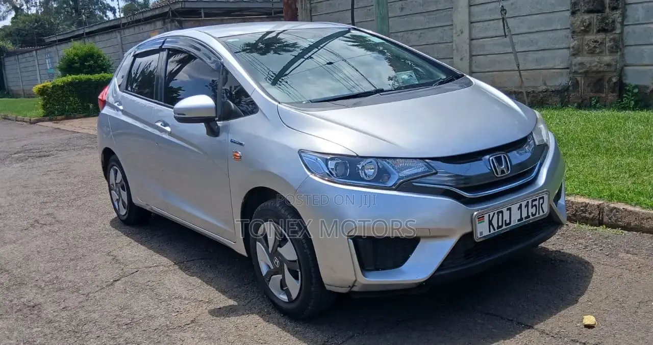 Honda Fit 2015 Silver