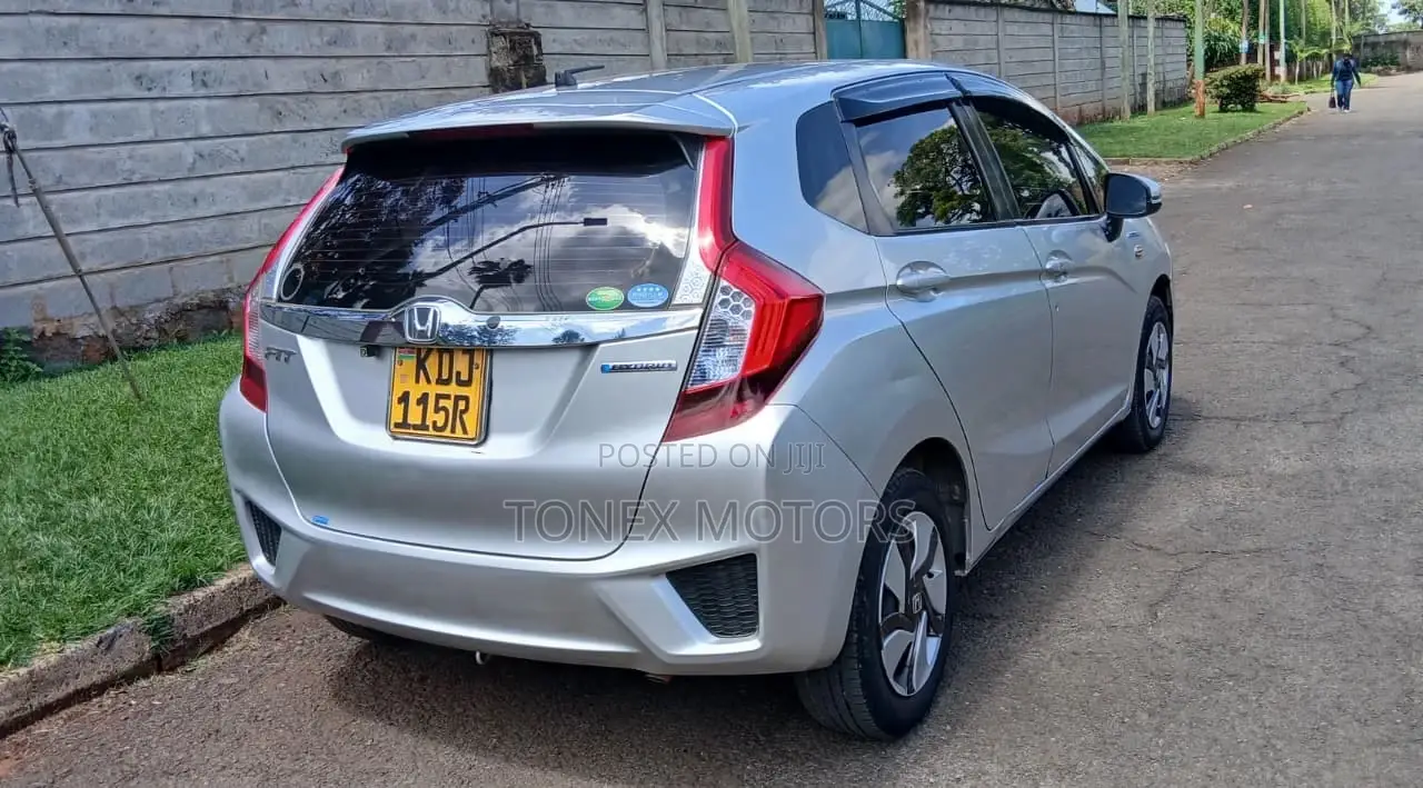 Honda Fit 2015 Silver