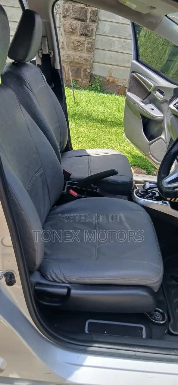 Honda Fit 2015 Silver