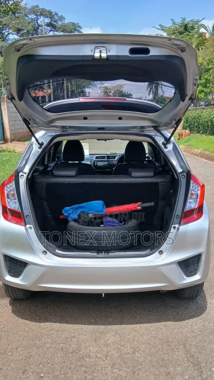 Honda Fit 2015 Silver