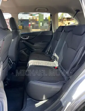 Subaru Forester Premium AWD 2019 Silver