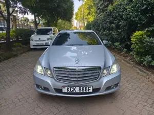 Mercedes-Benz E250 2009 Silver