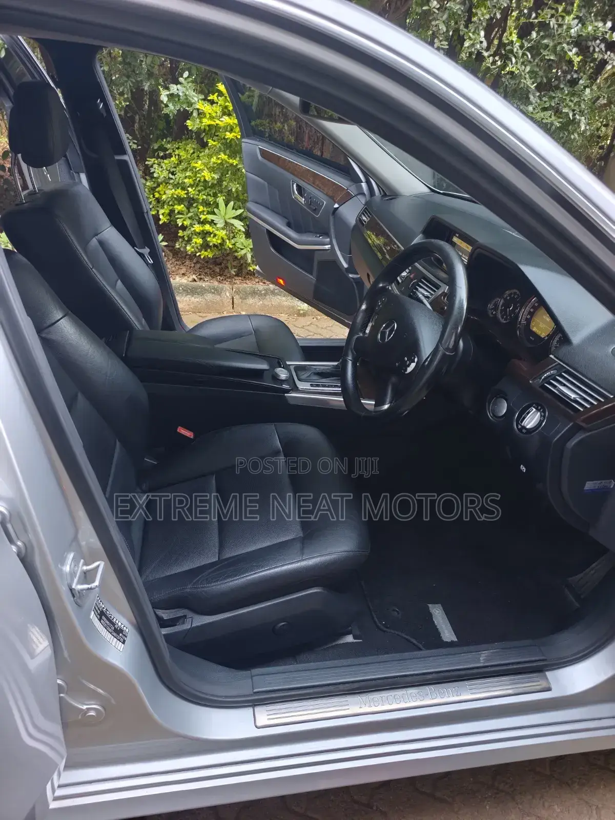 Mercedes-Benz E250 2009 Silver