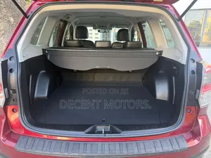 Subaru Forester Premium AWD 2019 Red
