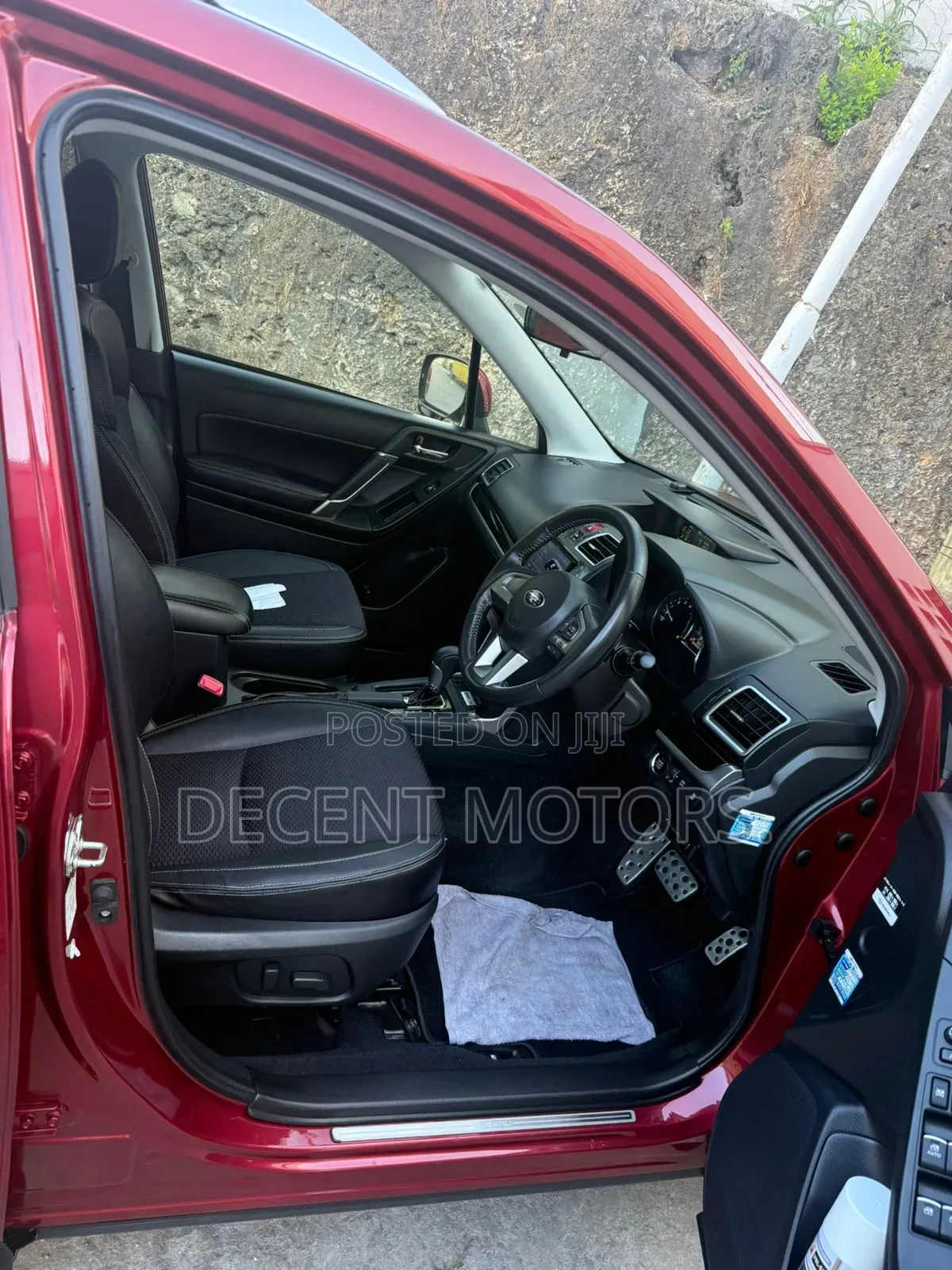 Subaru Forester Premium AWD 2019 Red