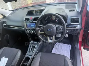 Subaru Forester Premium AWD 2019 Red
