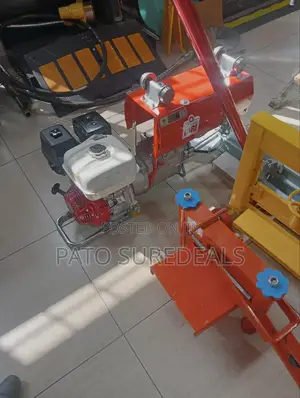 Italian Hoist 1000kg Original Honda Engine