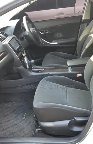 Toyota Allion 2018 Silver
