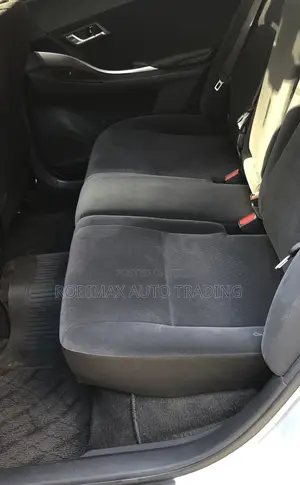 Toyota Allion 2018 Silver