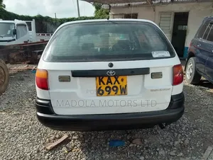 Toyota Carina 1998 White