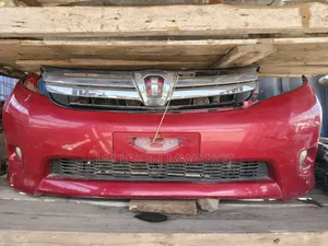 Toyota Isis Nose Cute