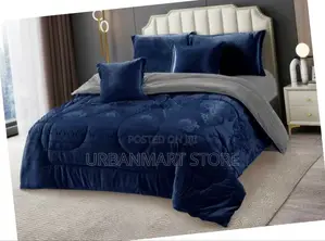 Silk Feel Duvet Set 6x7 With Decorative Cushion Covers