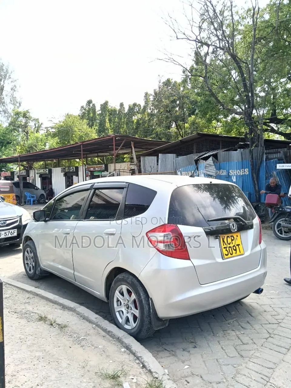 Honda Fit Automatic 2012 Silver
