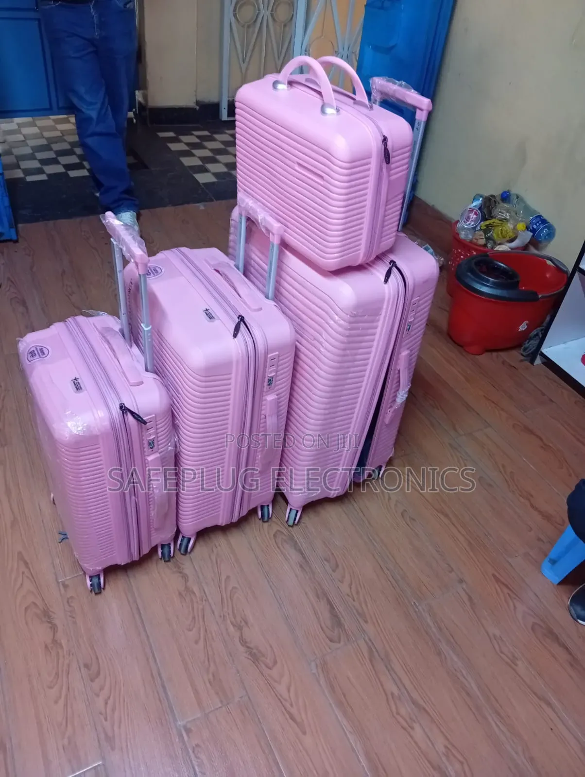 4 in 1 Unbreakable Suitcase, Briefcase Travel Bag Combo