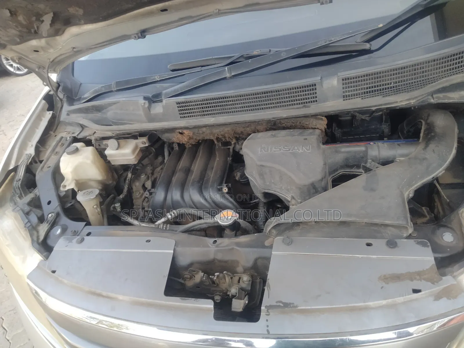 Nissan Serena 2012 Silver